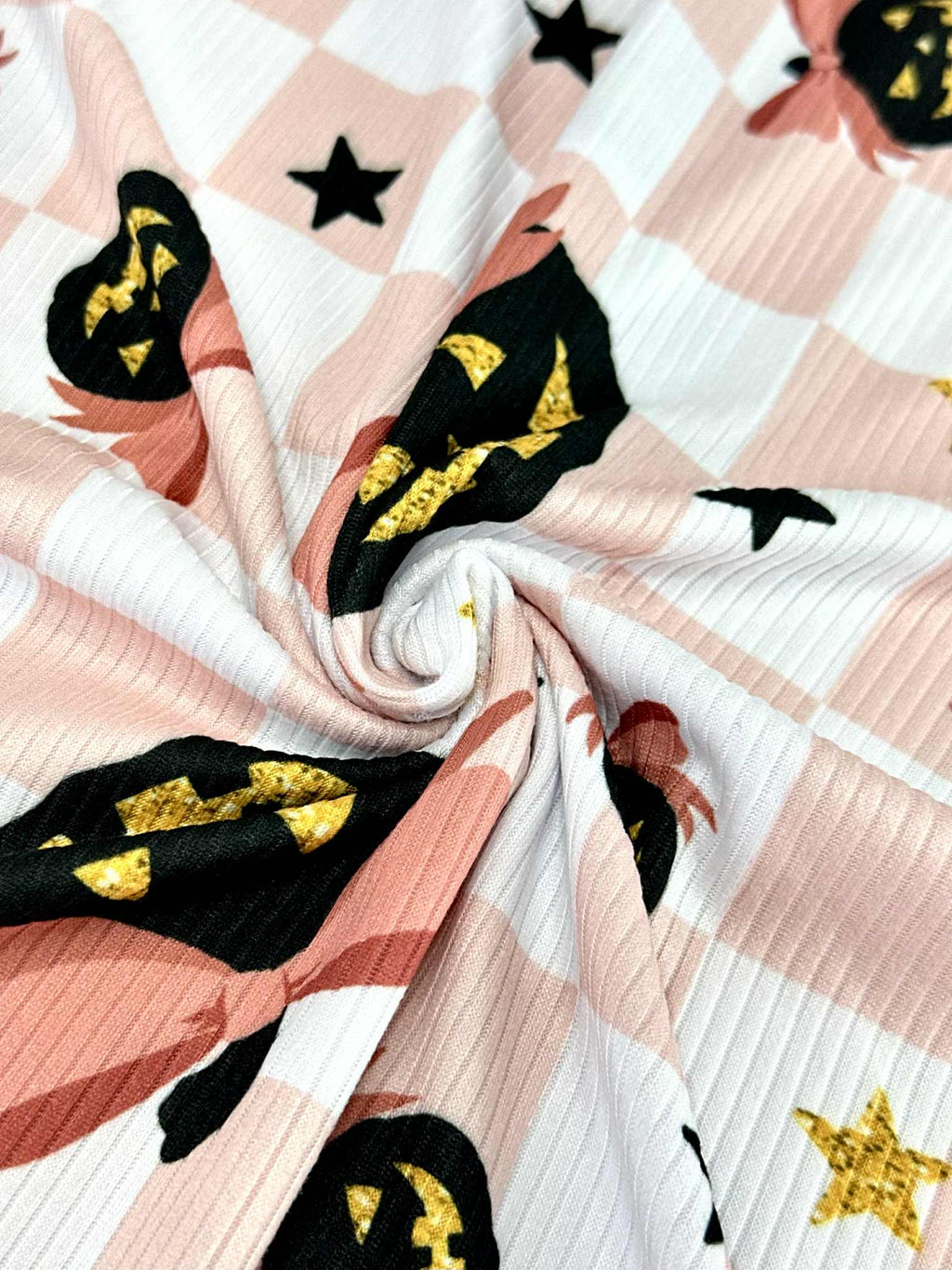 (YUMMY RIB) BLACK PUMPKINS WITH BOWS AND STARS ON LIGHT PINK CHECKERED (3)