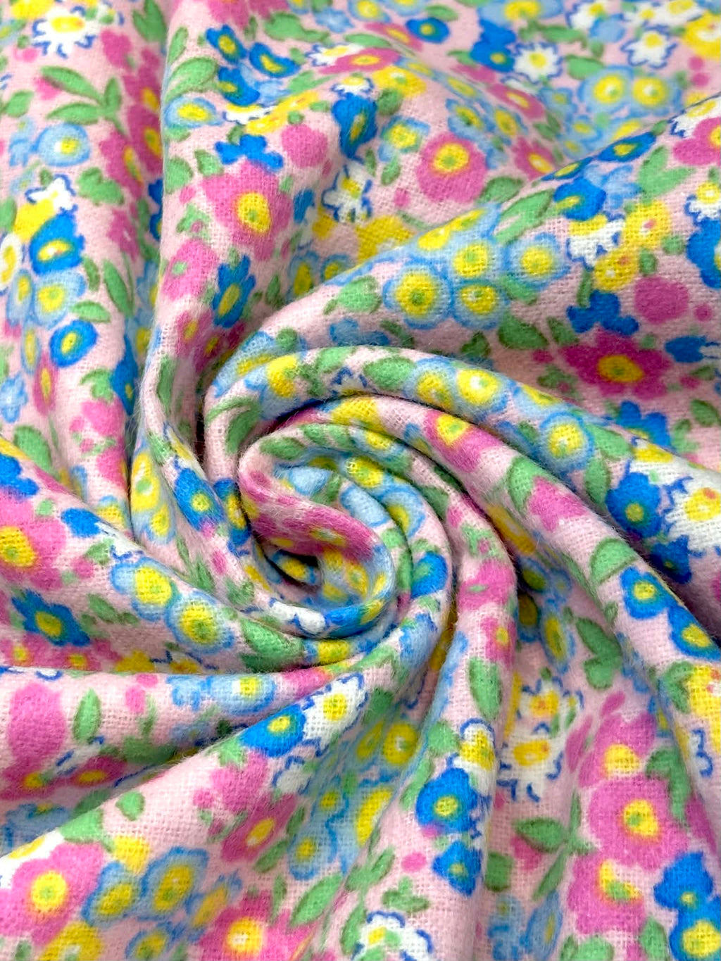 (FLANNEL COTTON) FLORAL PATTERN ON PINK