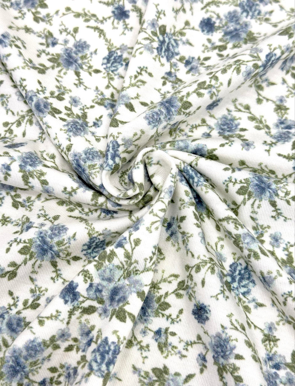 (RAYON MODAL) SMALL VINTAGE BLUE FLORAL ON OFF WHITE