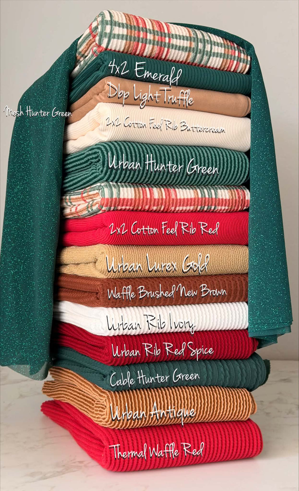 (URBAN RIB) CAMEL, RED, AND GREEN PLAID ON IVORY