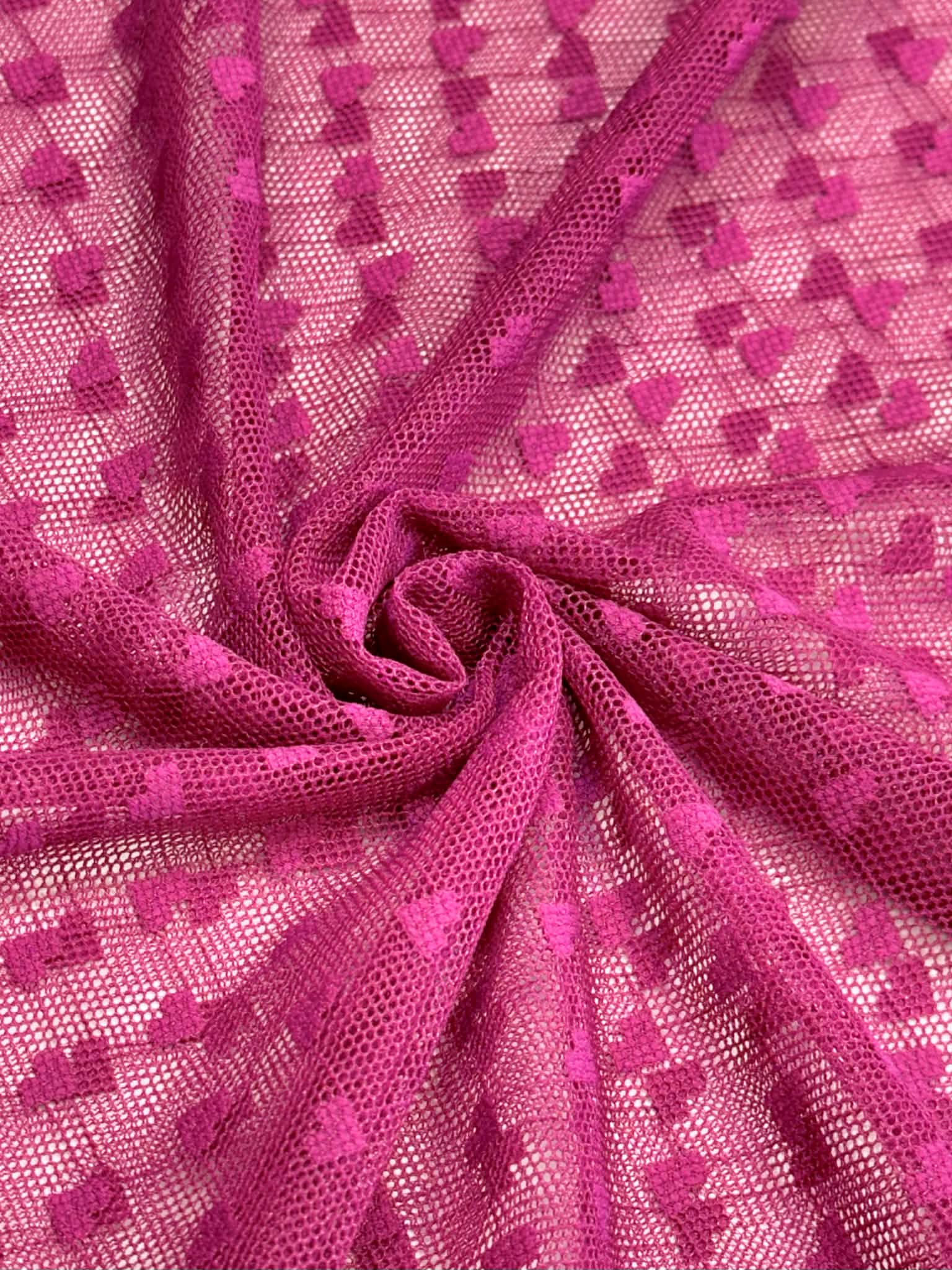 (MESH) TINY MAGENTA HEARTS
