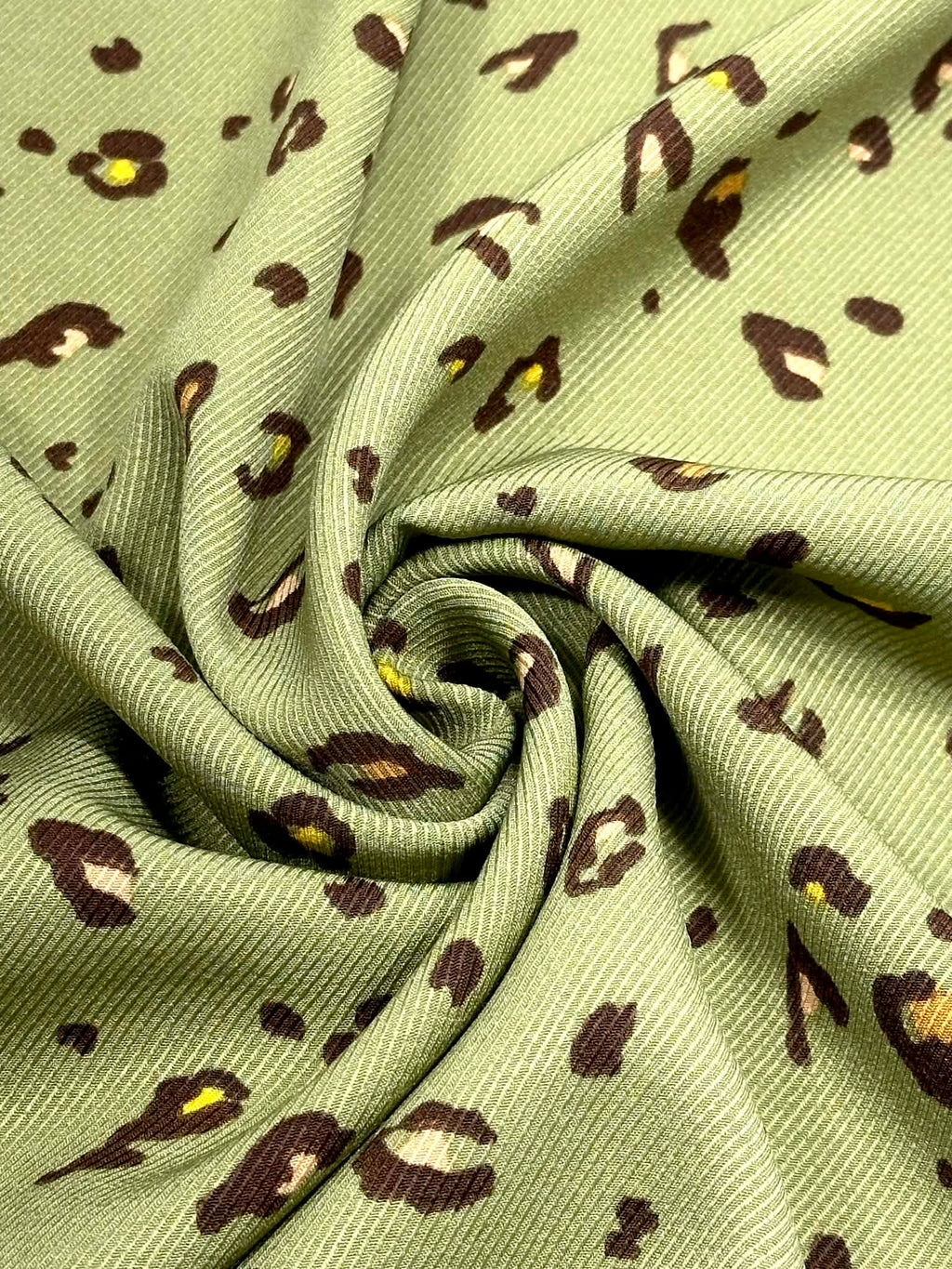 (TWILL WOVEN) TINY LEOPARD ON OLIVE