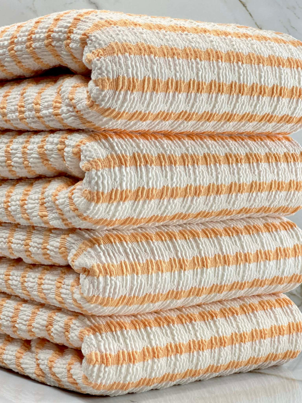 (GUAPO STRIPE) ORANGE STRIPES ON IVORY