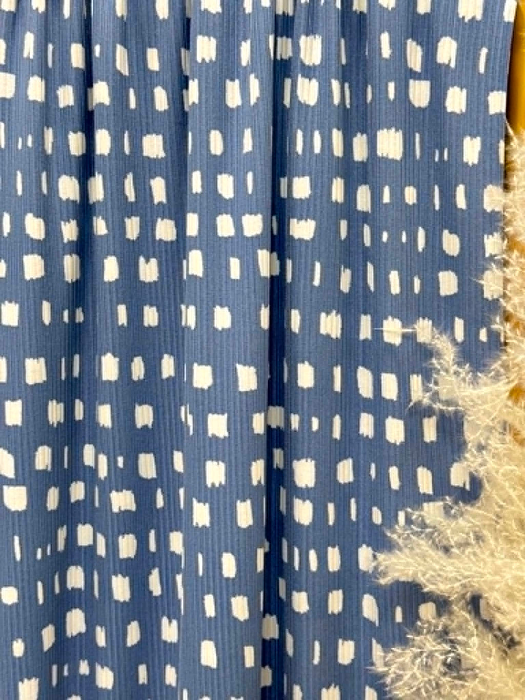 (4X2 YUMMY RIB) OFF WHITE BRUSH MARKS ON BLUE