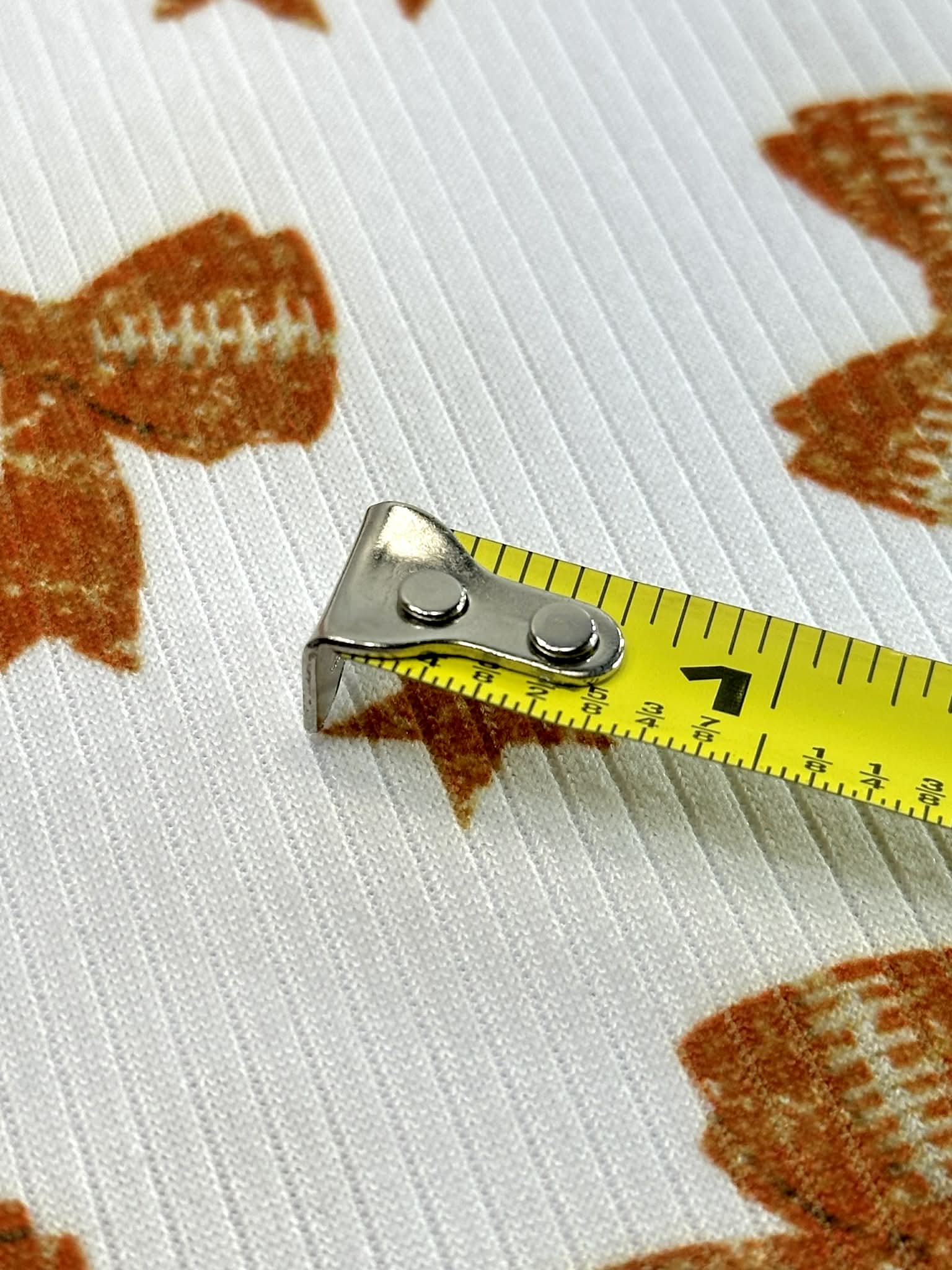 (4X2 YUMMY RIB) FOOTBALL BOWS AND STARS ON OFF WHITE(2)
