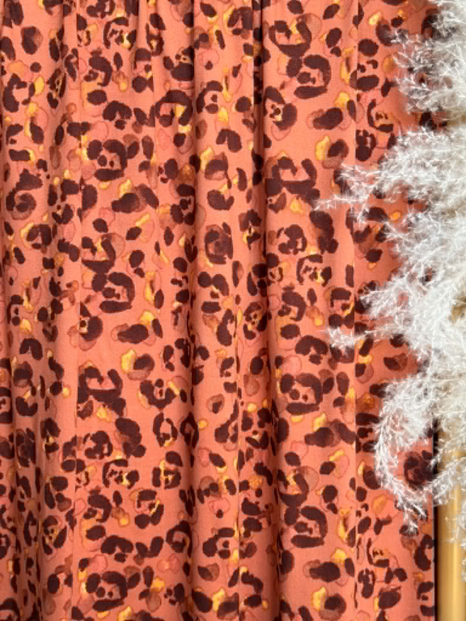 (DBP) RUST AND BROWN LEOPARD