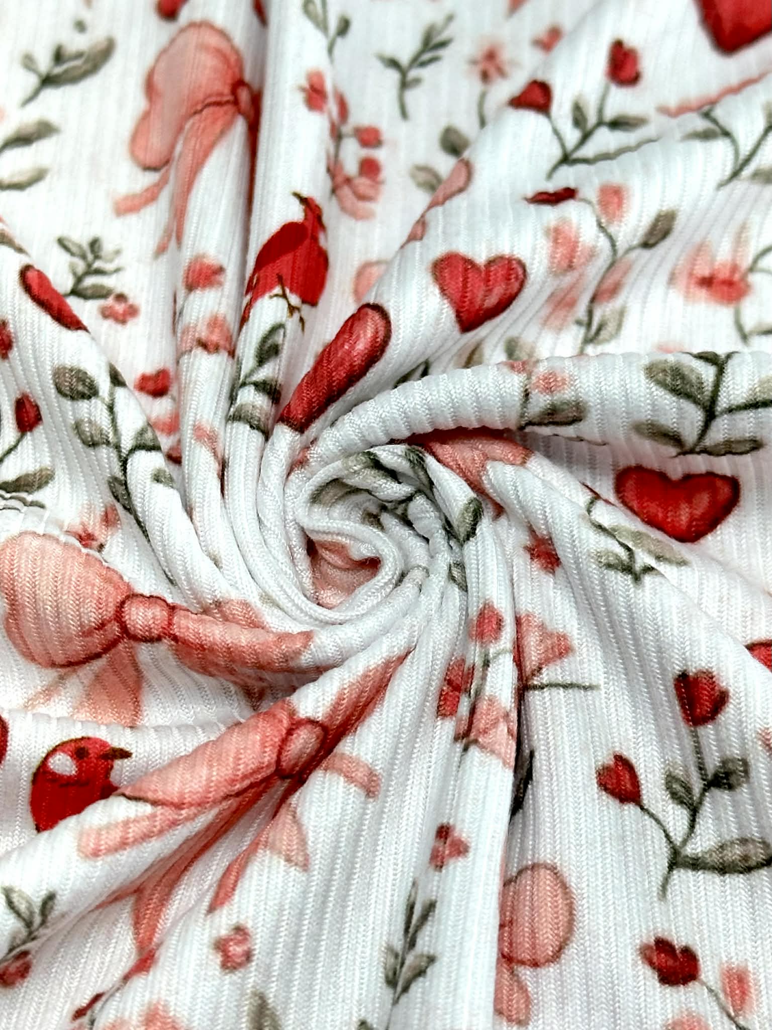 (2X2 BRUSHED RIB) HEARTS, BOWS, FLOWERS, AND RED BIRDS ON OFF WHITE