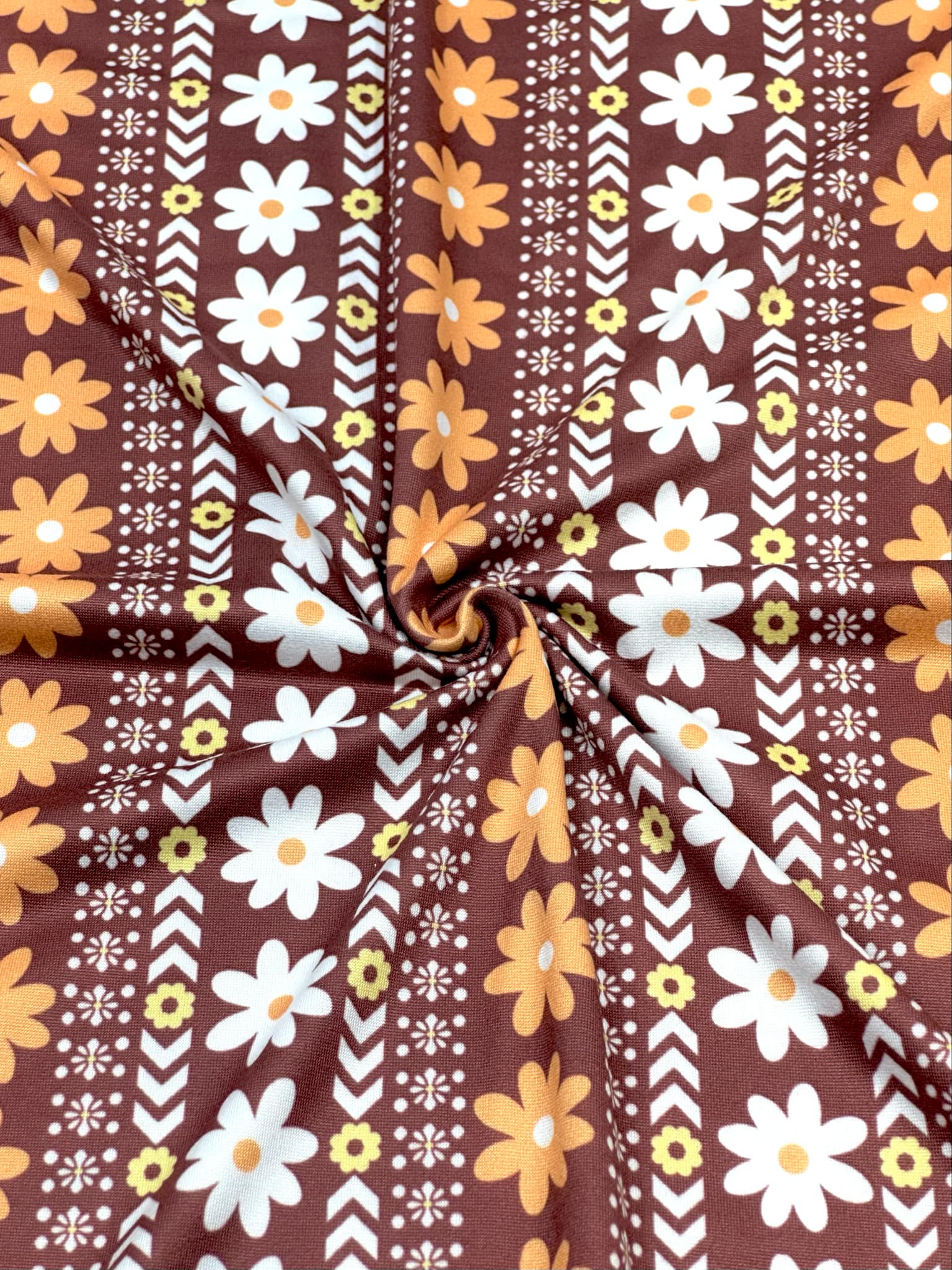 (DBP) LIGHT ORANGE AND OFF WHITE FLOWER PATTERN ON VINTAGE BROWN