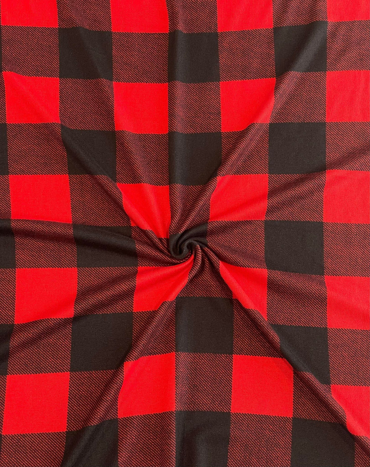 (SWEATER KNIT) RED AND BLACK CHECKER PLAID