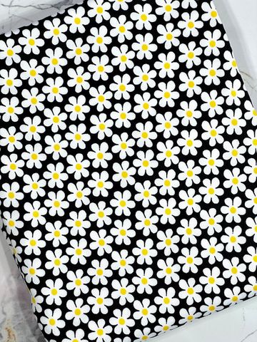(DBP) SMALL DAISY'S ON BLACK (3)